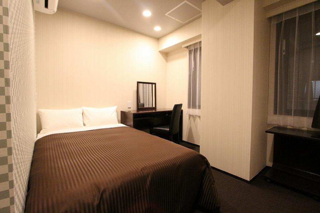 Livemax Nihonbashi Hakozaki Hotel Tōkyō
